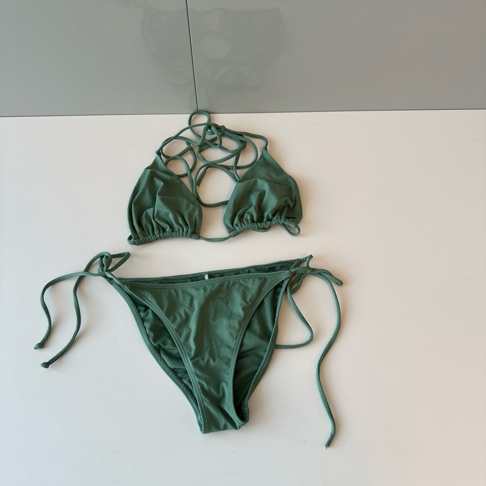 O’Neill green bikini set